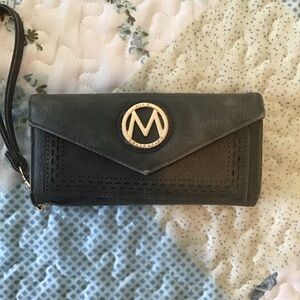 Mia K. Collection Women's Wallet Pewter with Strap